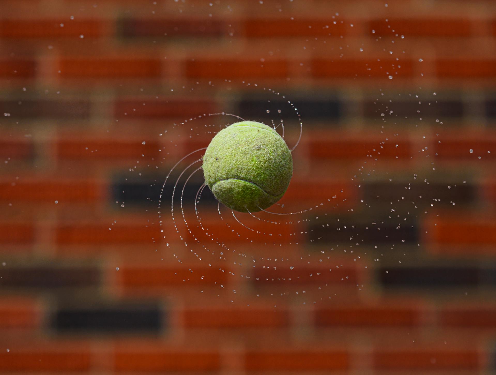 nasser tennisball